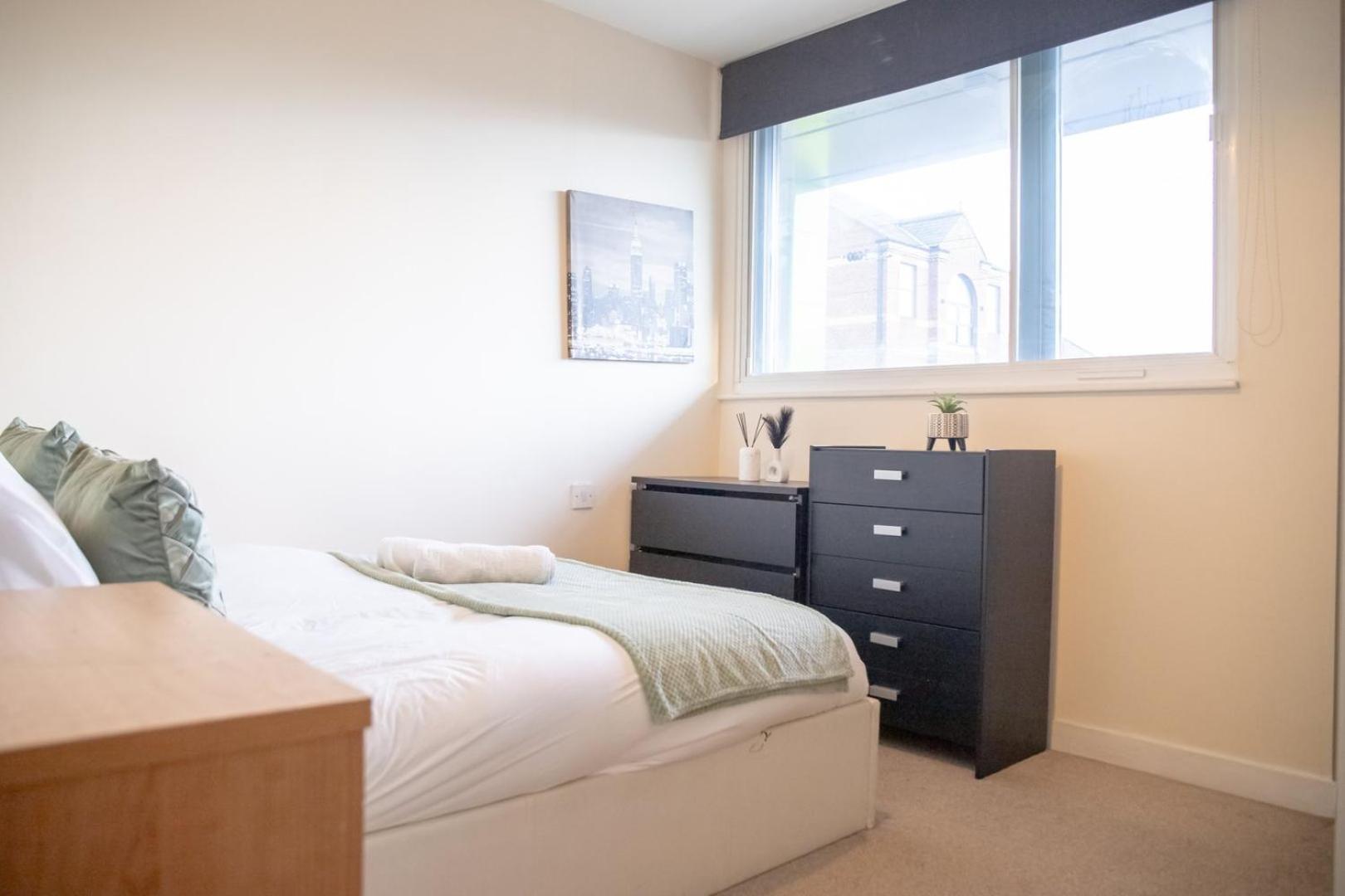 Leeds Vibrant 2 Bedroom Sleeps 4 外观 照片